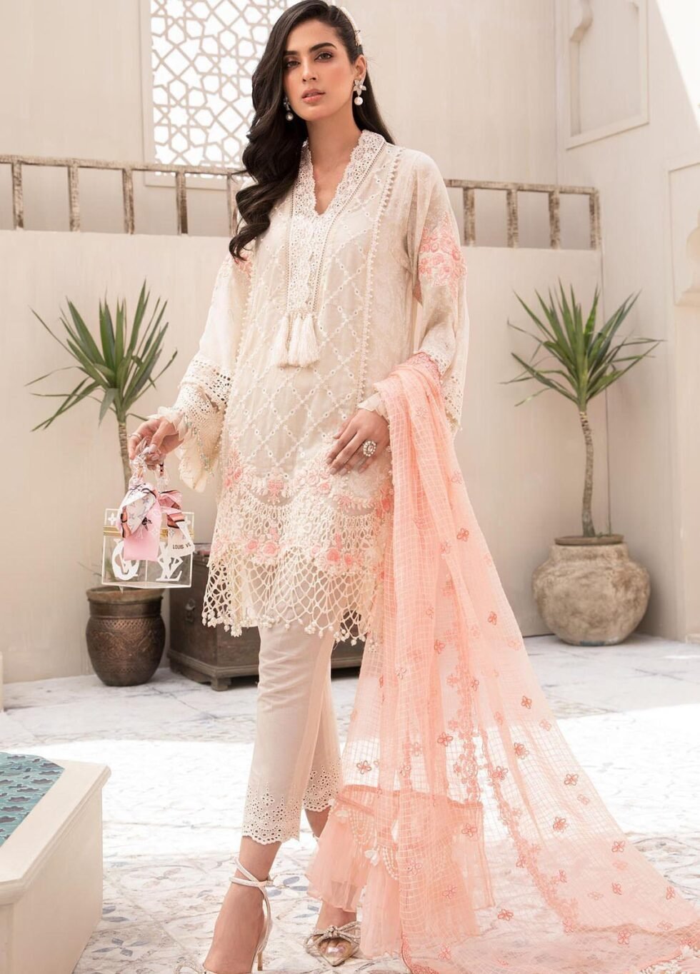 zarmeen emaan linen 350