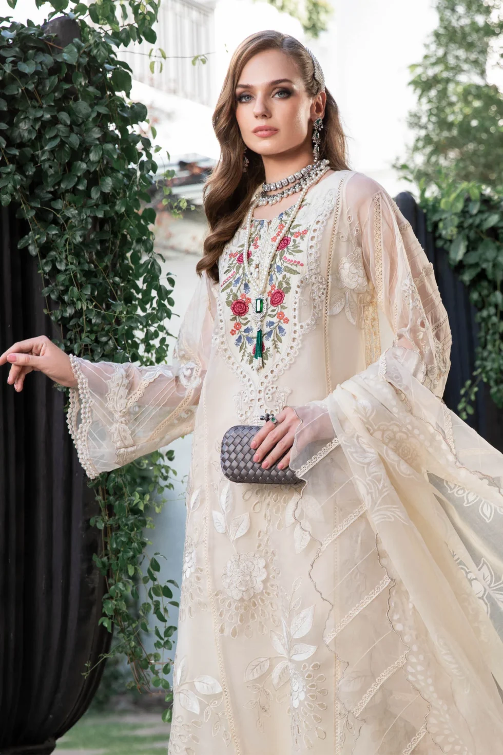 zarmeen emaan viscose 557